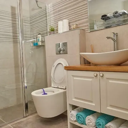 דירות דירת גן פונה לבריכה - pool garden view אילת מראה חיצוני תמונה
