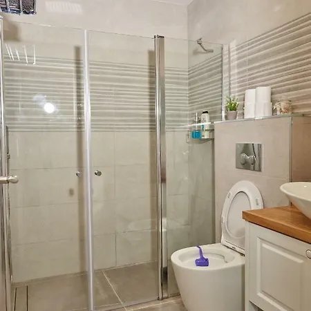 דירות דירת גן פונה לבריכה - pool garden view אילת מראה חיצוני תמונה